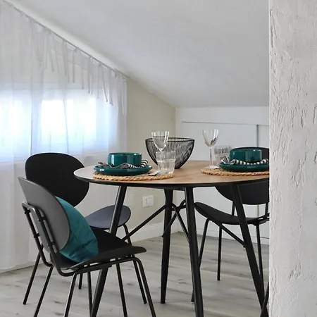 Rooftop A Casa Di Tatta - By The Sea شقة